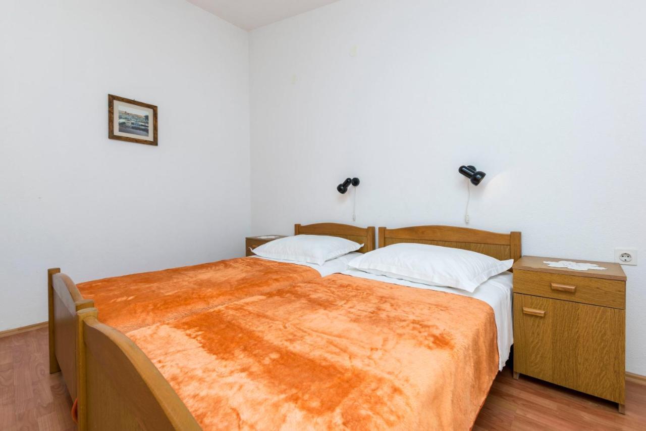 Apartments Neda Trogir Exterior photo